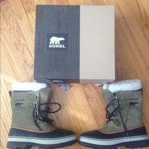 Sorel Caribou boots